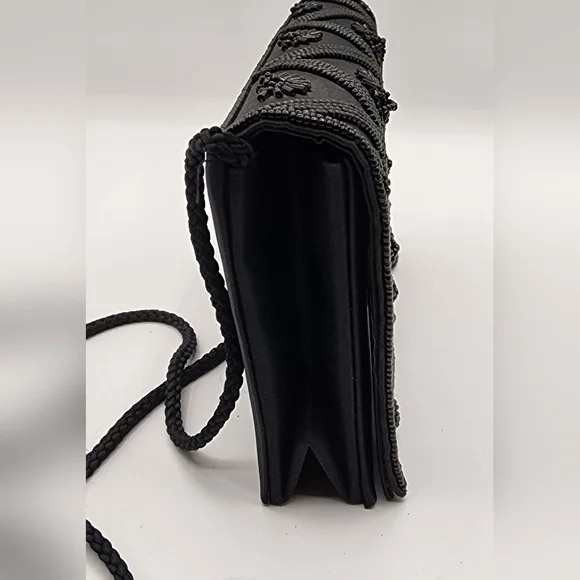 Elegant Black Beaded Women's Evening Bag - Picture 4 of 8